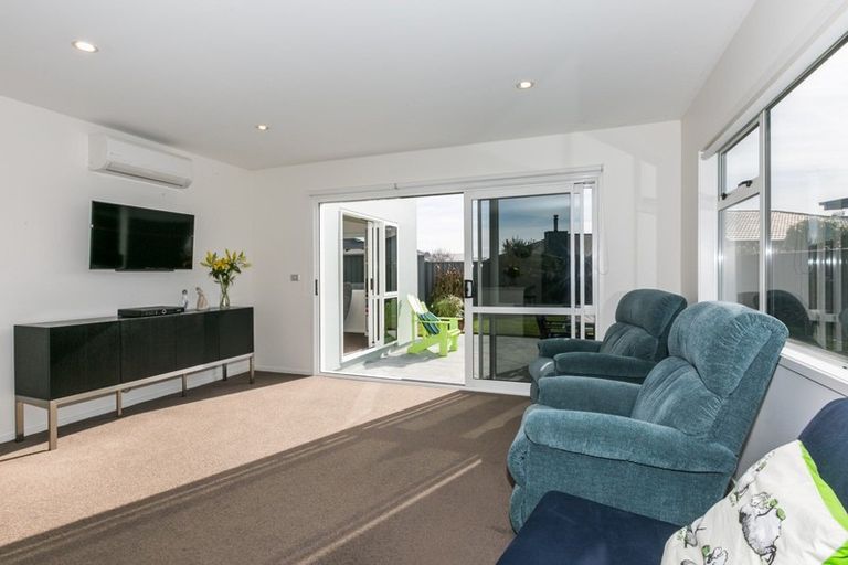 Photo of property in 5 Waitaki Way, Poraiti, Napier, 4112