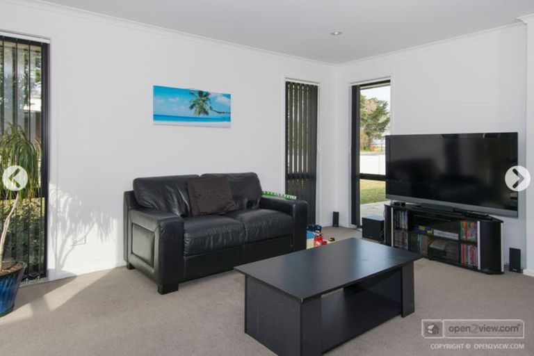 Photo of property in 182 Doncaster Drive, Papamoa Beach, Papamoa, 3118
