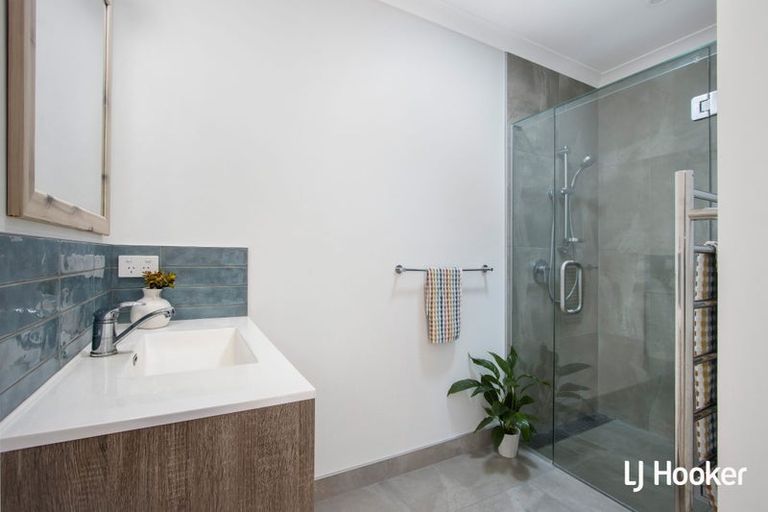 Photo of property in 17 Brighton Road, Waihi Beach, 3611