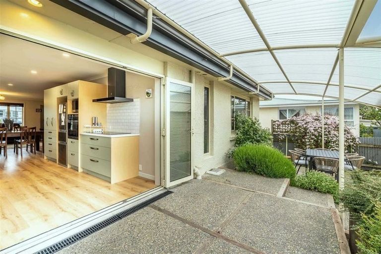 Photo of property in 52 Helmsdale Street, Waverley, Invercargill, 9810