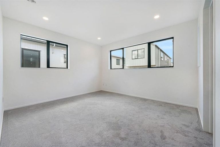 Photo of property in 5 Clara Road, Silverdale, 0932