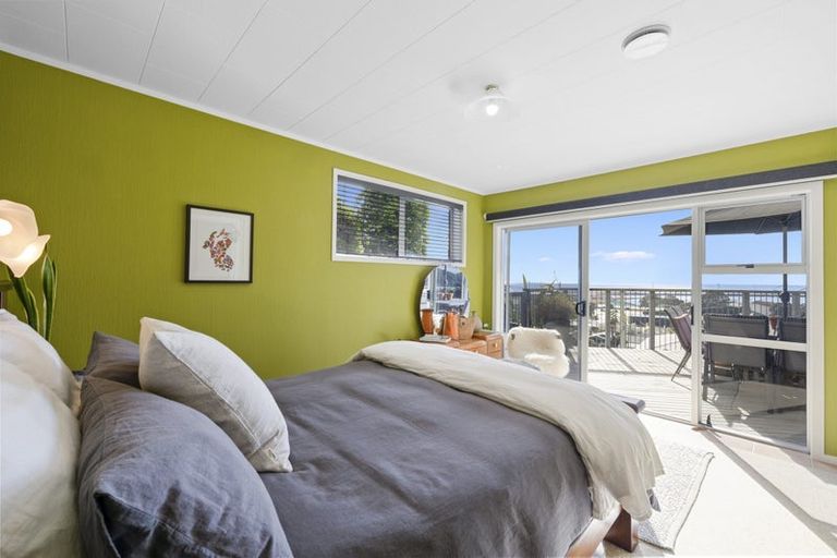 Photo of property in 3 Weston Street, Moturoa, New Plymouth, 4310