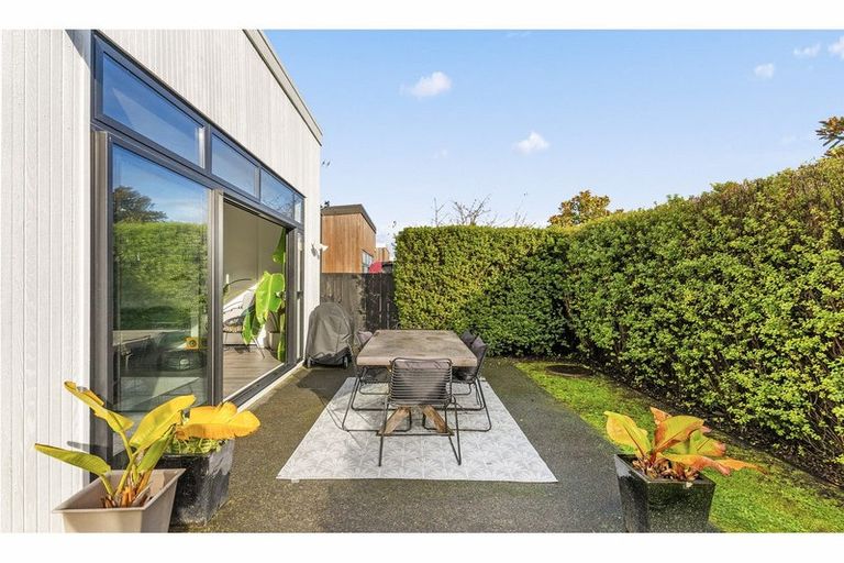 Photo of property in 7 Bravery Road, Papakura, 2110