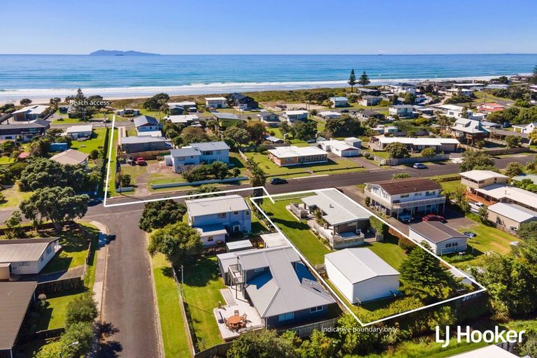 Photo of property in 12 Snell Crescent, Waihi Beach, 3611