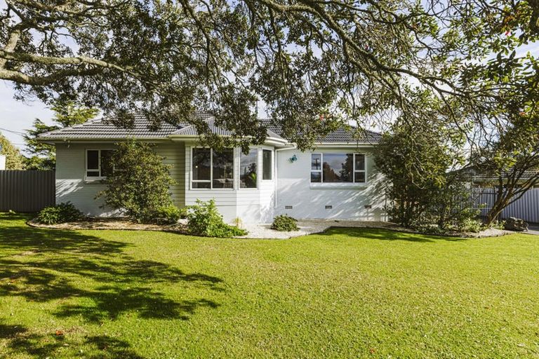 Photo of property in 877 Papakura-clevedon Road, Papakura, 2582