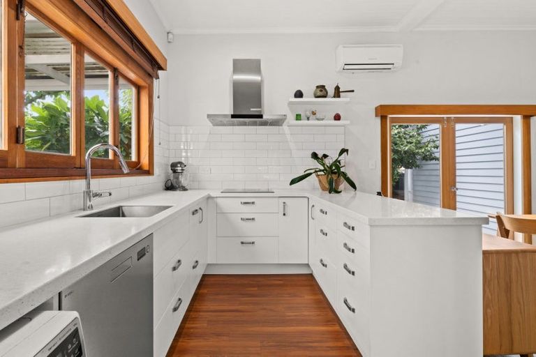 Photo of property in 89 Georges Drive, Napier South, Napier, 4110