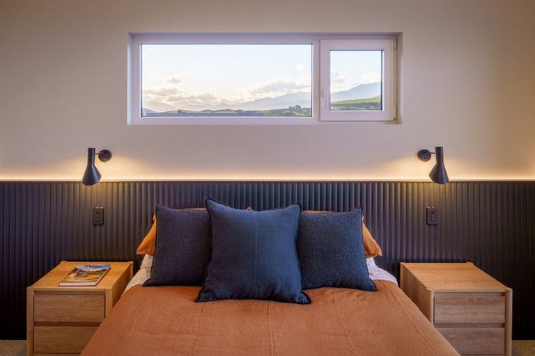 Photo of property in 35 Jack Hanley Drive, Jacks Point, Queenstown, 9371