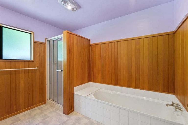 Photo of property in 8 Kentallen Terrace, Hillsborough, Christchurch, 8022