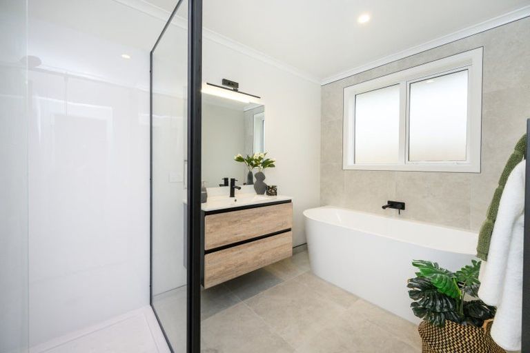 Photo of property in 11 Lancaster Street, Highbury, Palmerston North, 4412