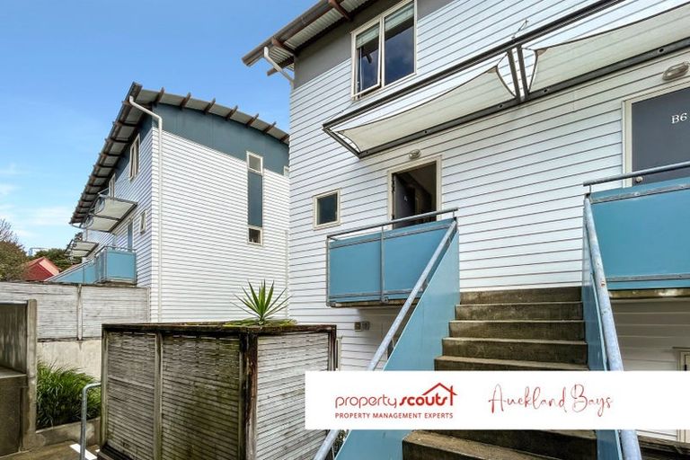Photo of property in 7b/20 Ian Marwick Place, Birkenhead, Auckland, 0626