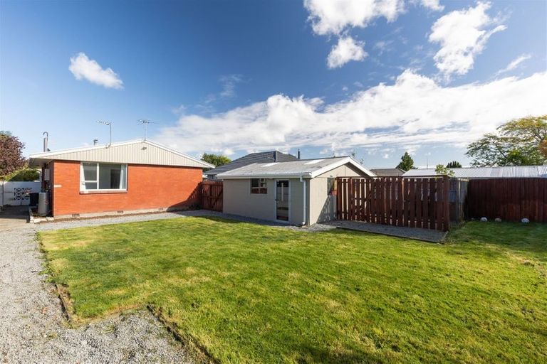 Photo of property in 7 Clipper Place, Redwood, Christchurch, 8051