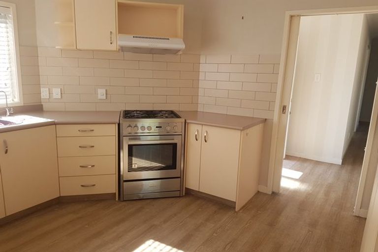 Photo of property in 712b Pioneer Highway, Takaro, Palmerston North, 4412