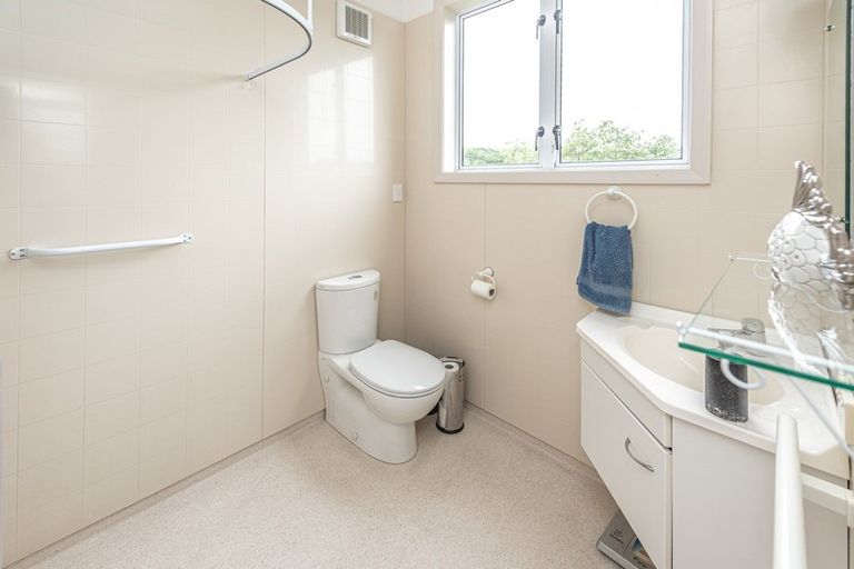 Photo of property in 70 Hipango Terrace, Durie Hill, Whanganui, 4500