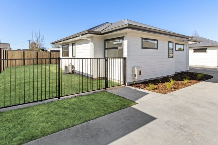 Photo of property in 2/4 Cotton Street, Saint Andrews, Hamilton, 3200