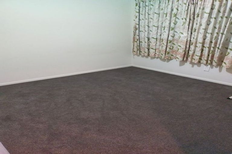 Photo of property in 4/60 Nikau Street, New Lynn, Auckland, 0600