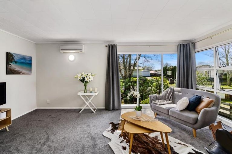 Photo of property in 8 Beryl Place, Pukehangi, Rotorua, 3015