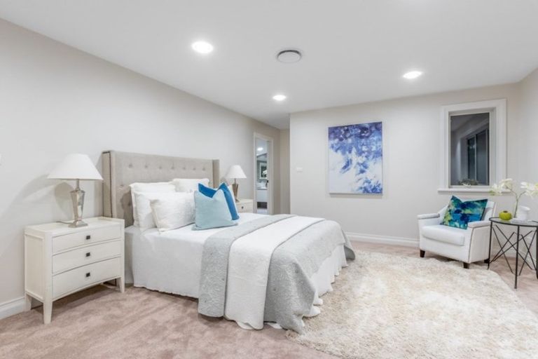 Photo of property in 51 Blacks Road, Greenhithe, Auckland, 0632