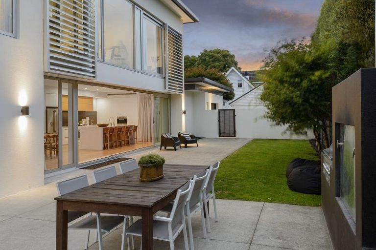 Photo of property in 74b Clyde Road, Ilam, Christchurch, 8041