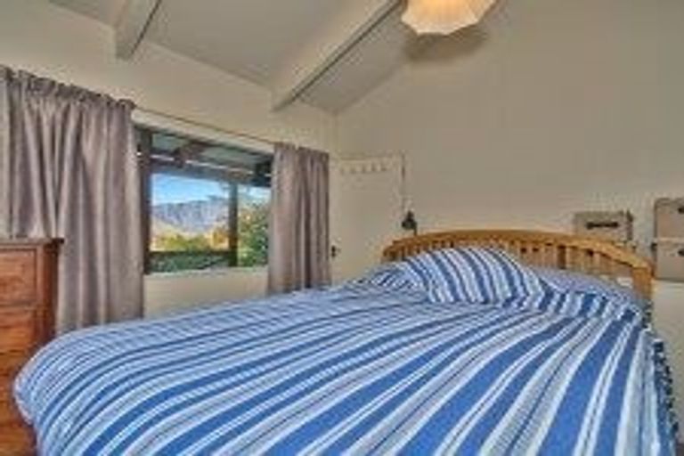 Photo of property in 4a Avalon Crescent, Fernhill, Queenstown, 9300