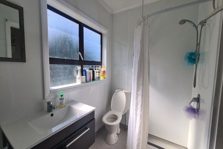 Photo of property in 3 Hickey Place, Opunake, 4616