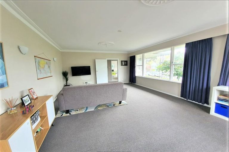 Photo of property in 5 Arnot Avenue, Clouston Park, Upper Hutt, 5018