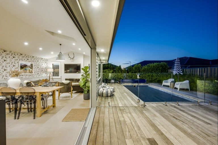 Photo of property in 11 Arrow Place, Te Awa, Napier, 4110