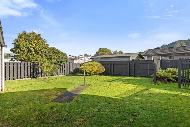 Photo of property in 65 Pasadena Crescent, Totara Park, Upper Hutt, 5018