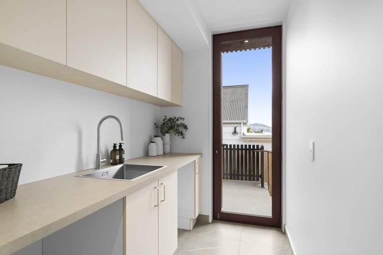 Photo of property in 1/42 Canterbury Street, Lyttelton, 8082