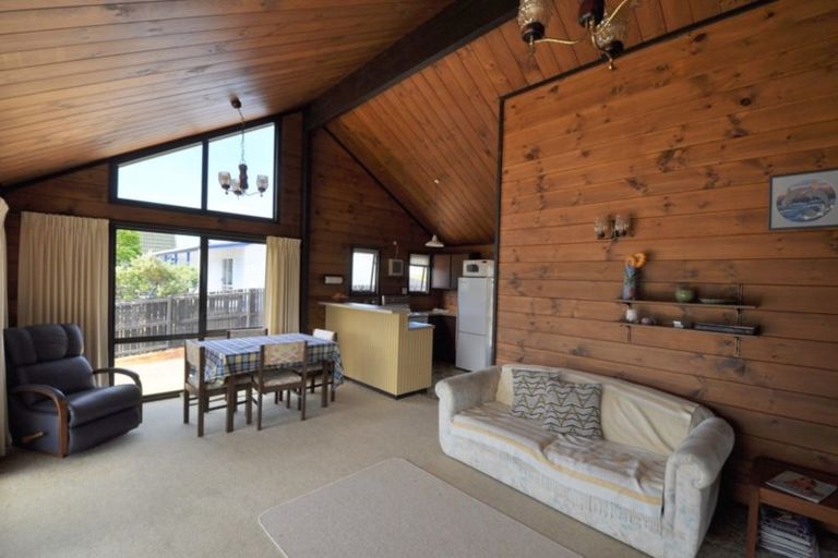 Photo of property in 75 Vista Paku, Pauanui, Hikuai, 3579