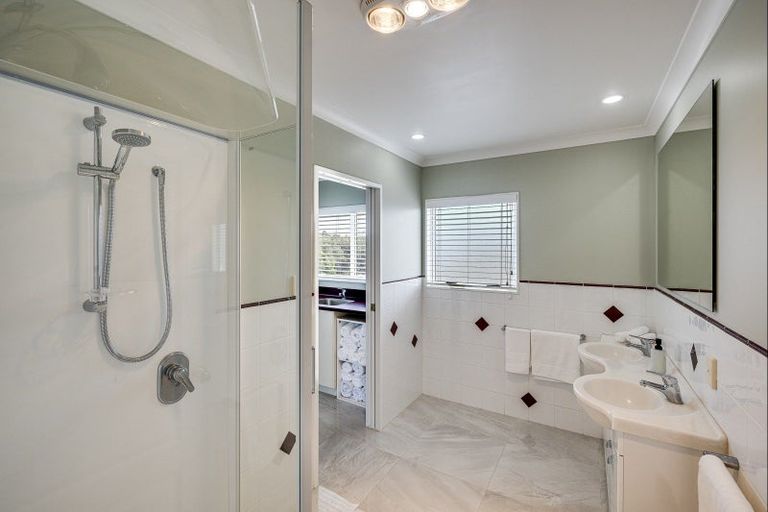 Photo of property in 120 North Shore Road, Eskdale, Napier, 4182