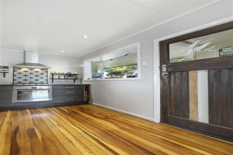 Photo of property in 18 Terrace Street, Putaruru, 3411