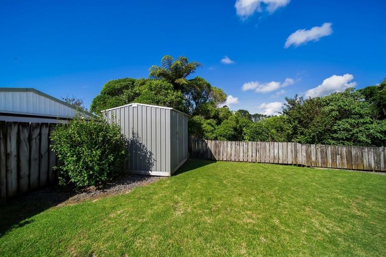 Photo of property in 2/54 Riversdale Drive, Merrilands, New Plymouth, 4312