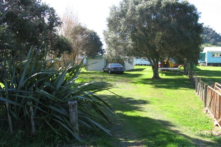 Photo of property in 850 Pataua South Road, Pataua South, Onerahi, 0192