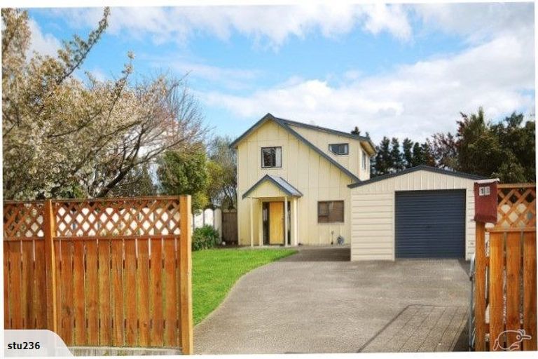 Photo of property in 14 Moore Crescent, Carterton, 5713