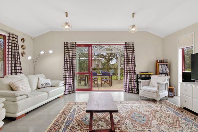 Photo of property in 35 Swayne Road, Cambridge, 3434