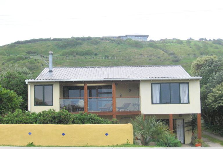 Photo of property in 57 Moana Road, Okitu, Gisborne, 4010