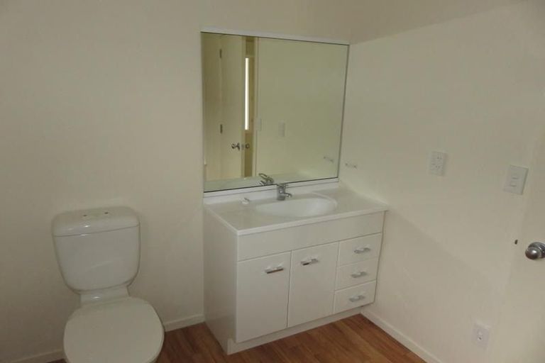 Photo of property in 16b Sim Street, Johnsonville, Wellington, 6037