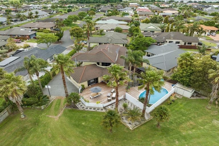 Photo of property in 29 Carribean Place, Papamoa Beach, Papamoa, 3118