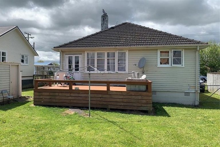 Photo of property in 22 Bell Street, Marton, 4710