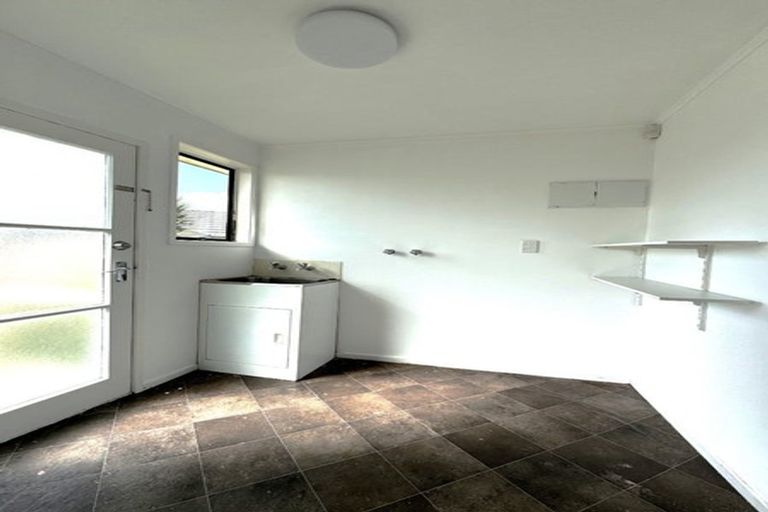 Photo of property in 11 Karepo Crescent, Ranui, Auckland, 0612