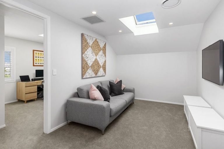 Photo of property in 82 The Circle, Manly, Whangaparaoa, 0930