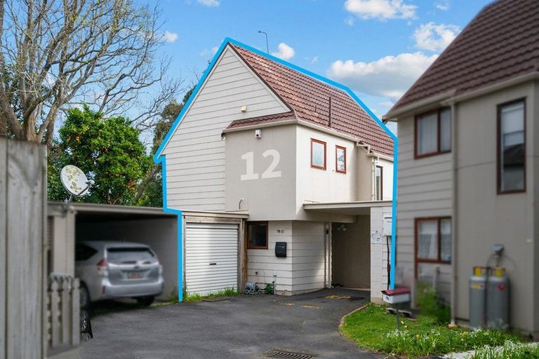 Photo of property in 12/19a Gray Avenue, Mangere East, Auckland, 2024
