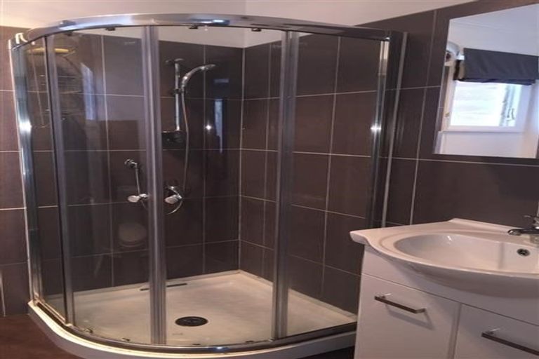 Photo of property in 82b Wellington Street, Picton, 7220