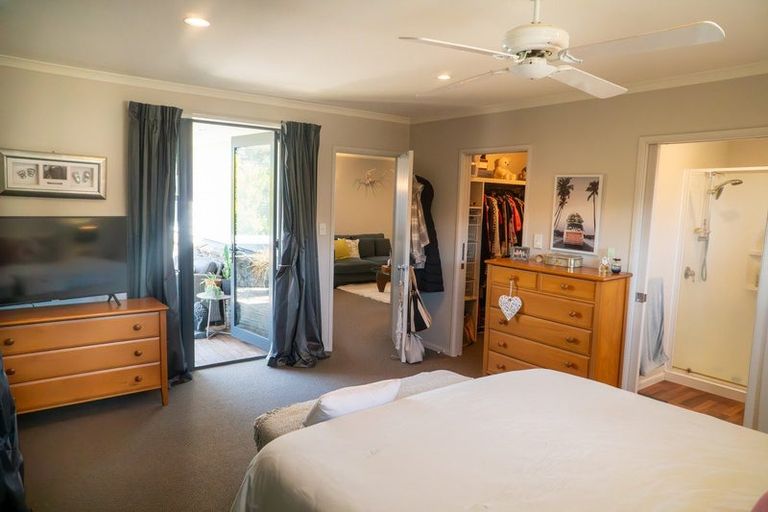 Photo of property in 27 Rhoboro Road, Twizel, 7901