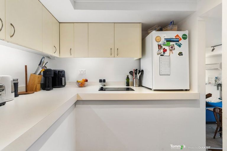 Photo of property in 44 Highbury Road, Highbury, Wellington, 6012