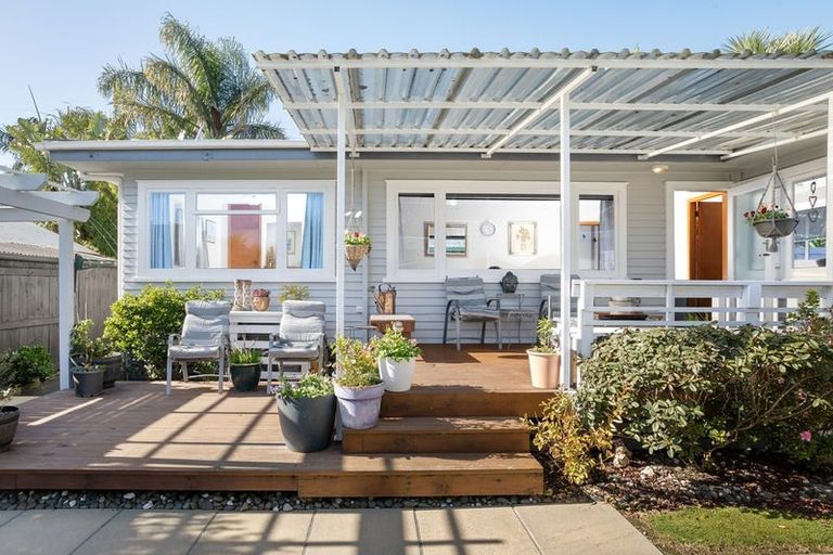 Photo of property in 16g Church Street, Katikati, 3129