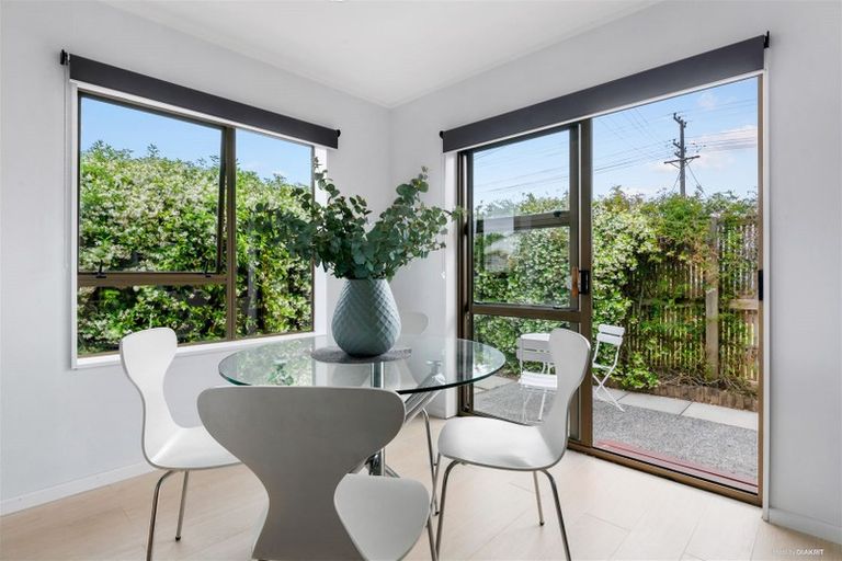 Photo of property in 47a Hatton Road, Orewa, 0931