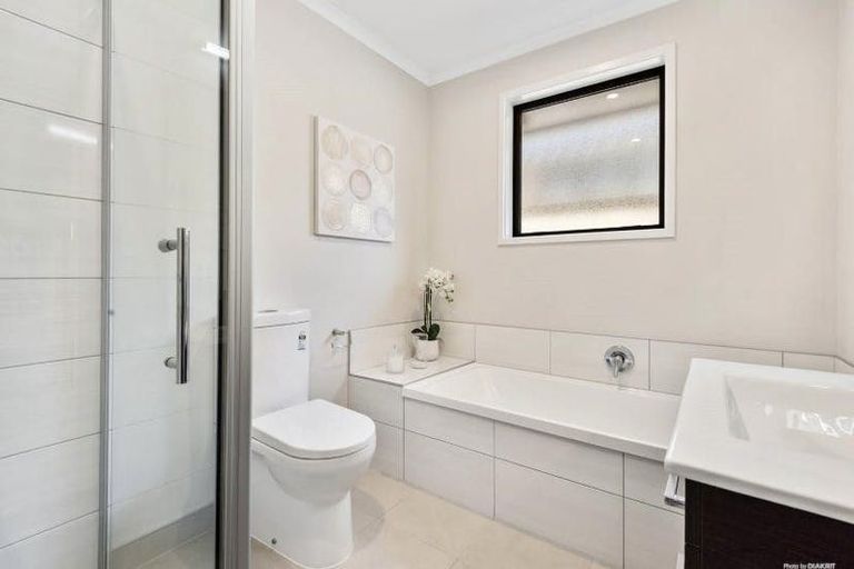 Photo of property in 12 Huamanu Street, Pukekohe, 2120