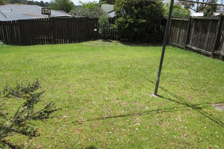 Photo of property in 537 Swanson Road, Ranui, Auckland, 0612