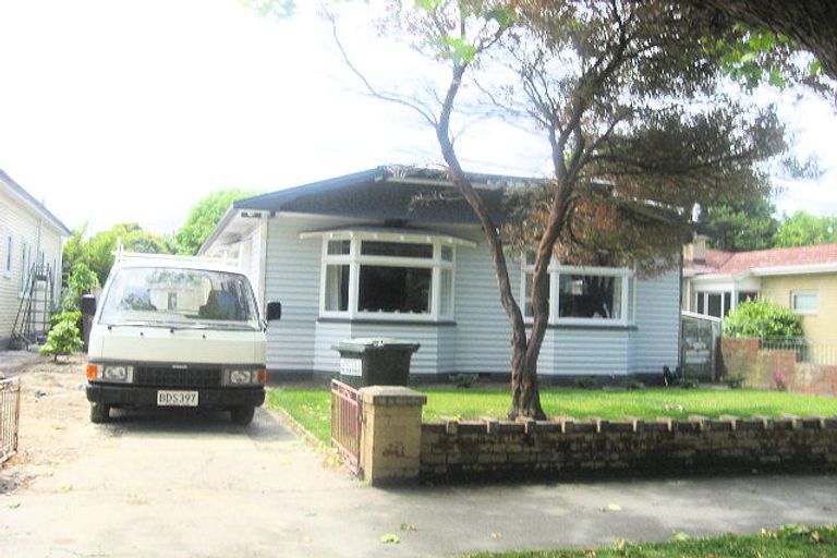 Photo of property in 55 Fisher Avenue, Beckenham, Christchurch, 8023